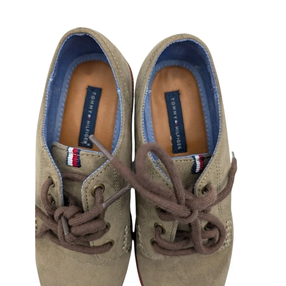 Tommy Hilfiger Kids Taupe‎ Suede Lace Up Oxford Dress Shoes Size 2